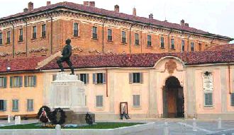 Villa Litta - Ingresso principale P.zza Vittorio Emanuele